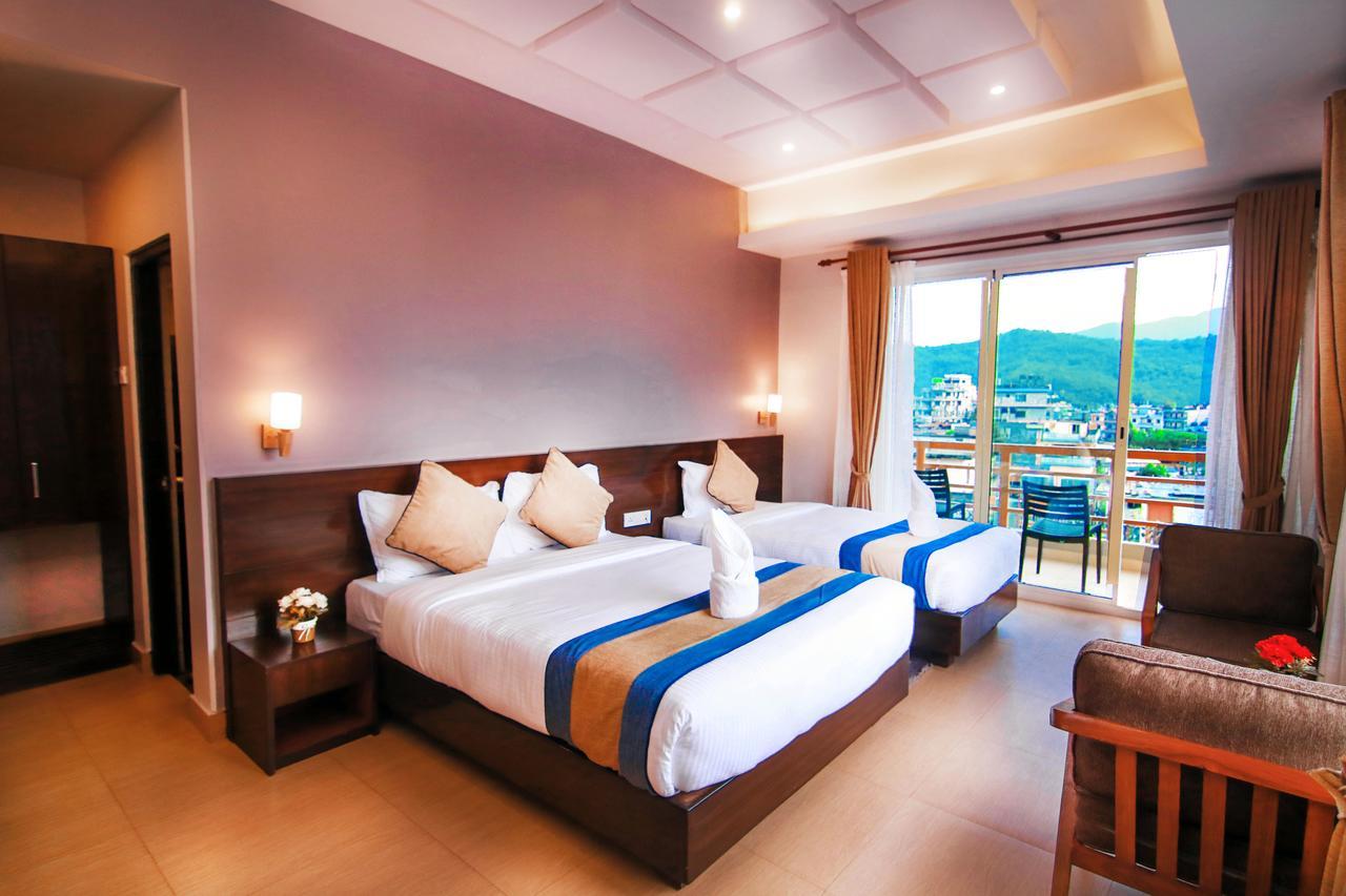 Hotel Lake Paradise Pokhara Exterior photo