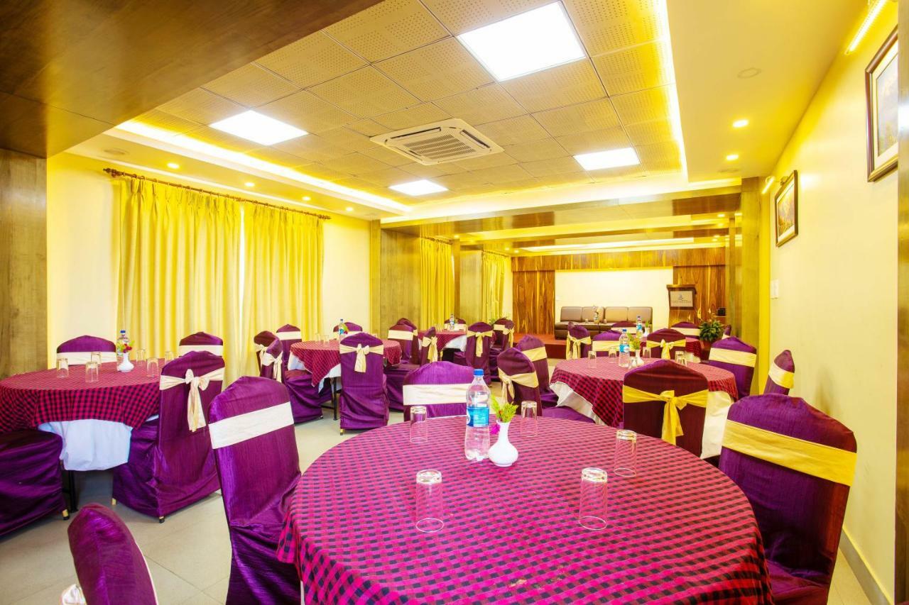 Hotel Lake Paradise Pokhara Exterior photo