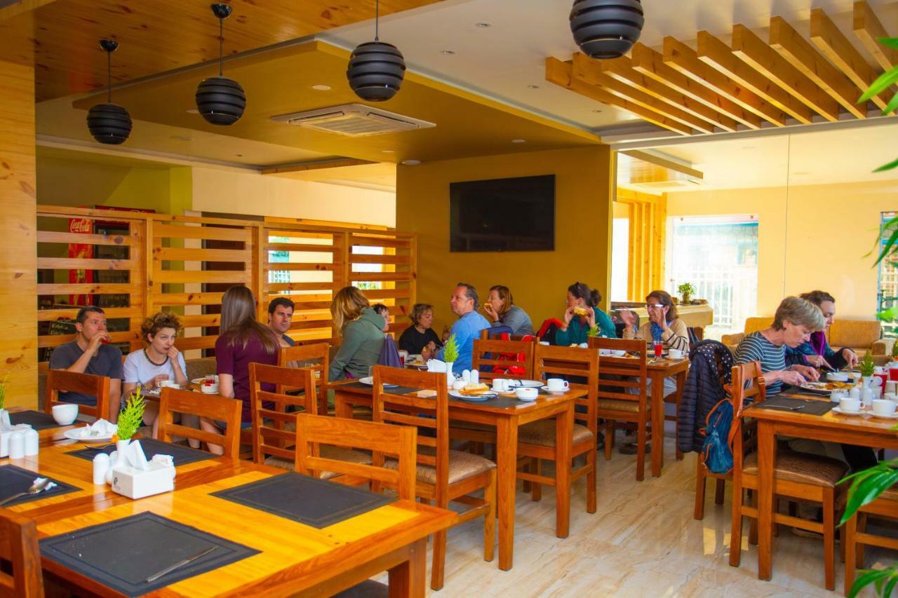 Hotel Lake Paradise Pokhara Exterior photo