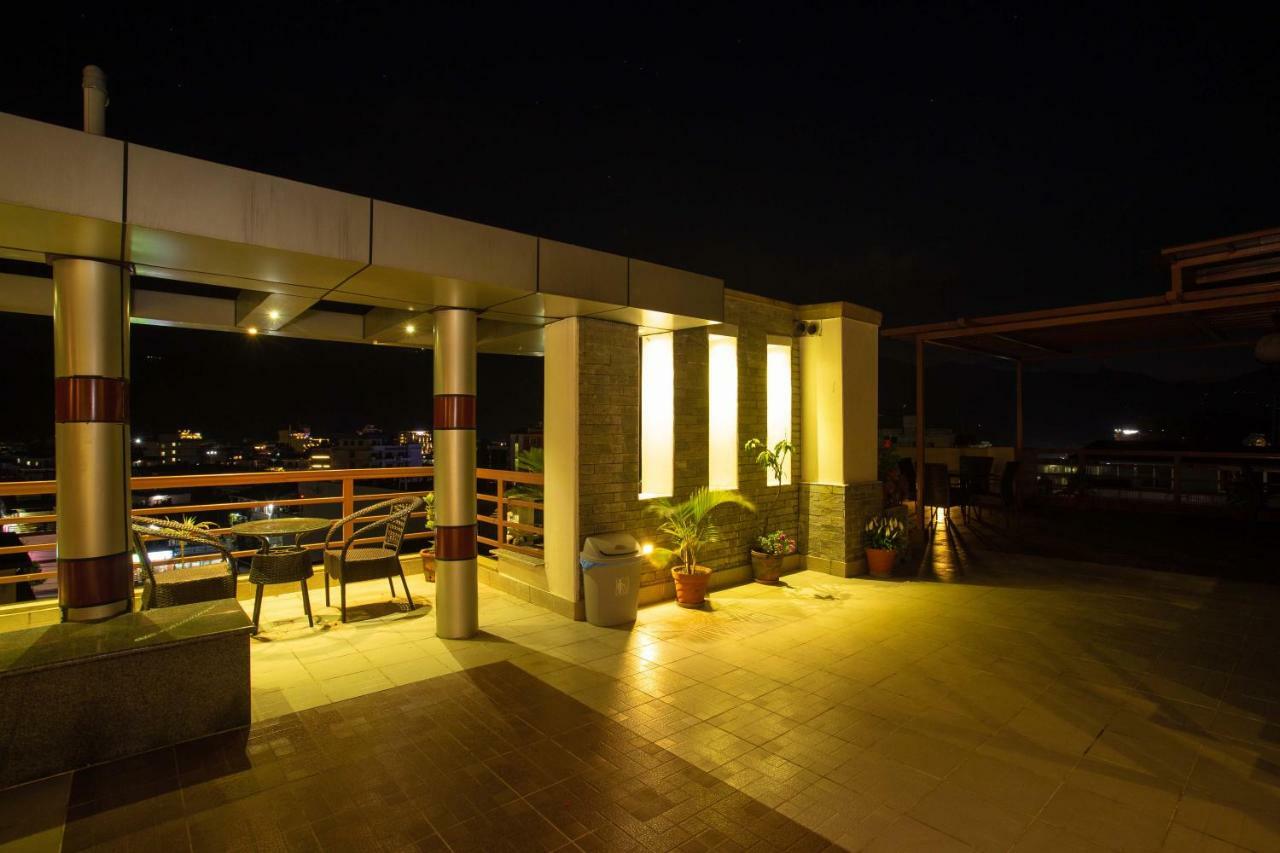 Hotel Lake Paradise Pokhara Exterior photo