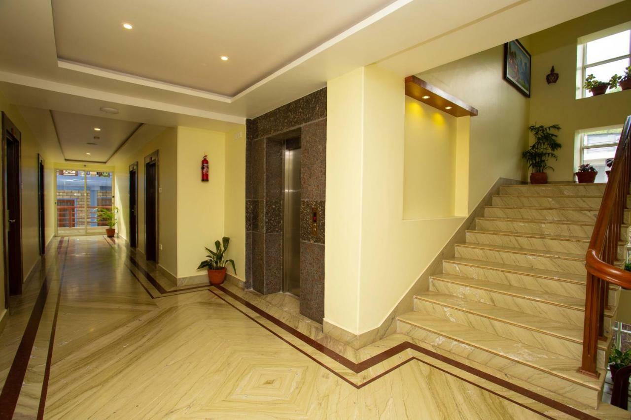 Hotel Lake Paradise Pokhara Exterior photo