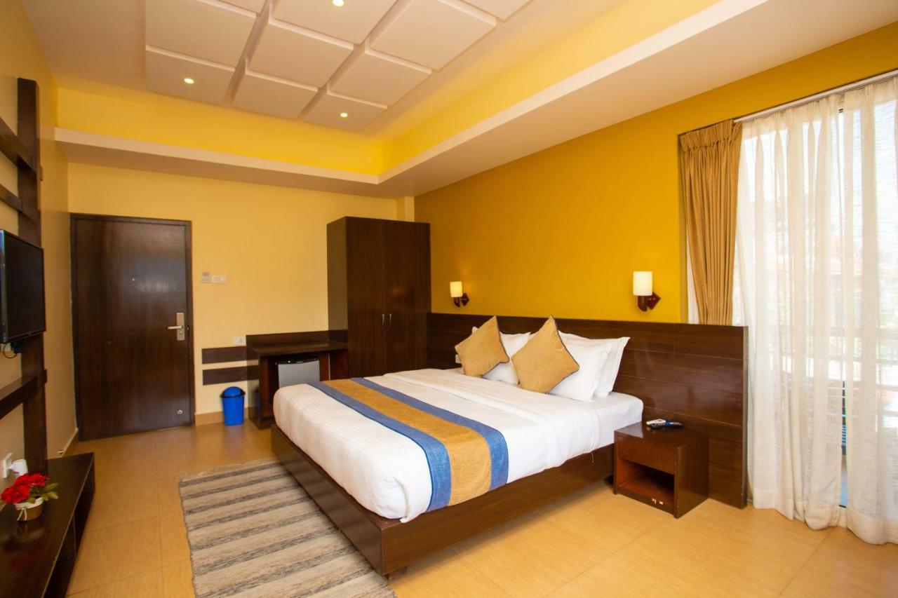 Hotel Lake Paradise Pokhara Exterior photo