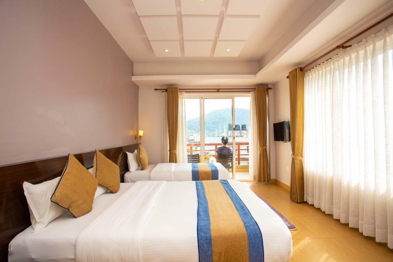 Hotel Lake Paradise Pokhara Exterior photo