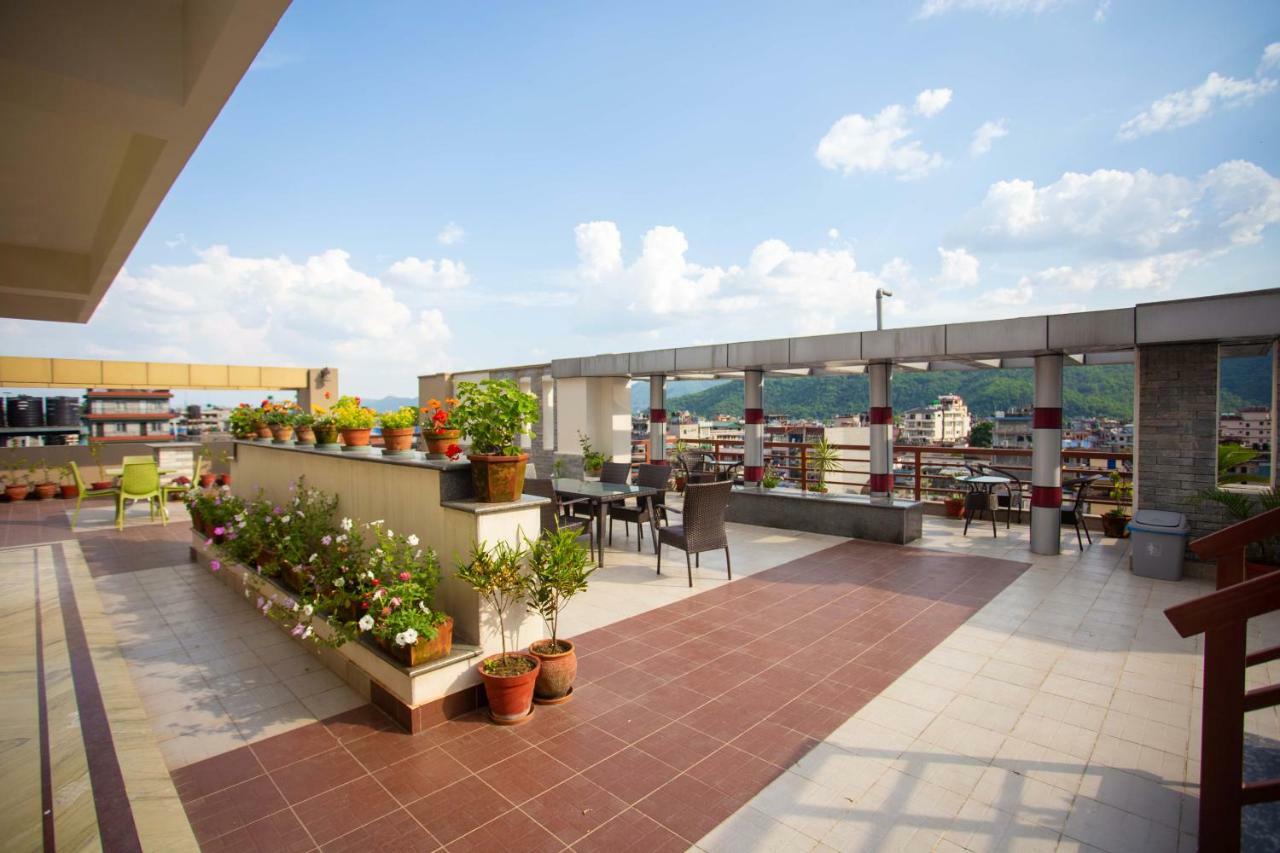 Hotel Lake Paradise Pokhara Exterior photo